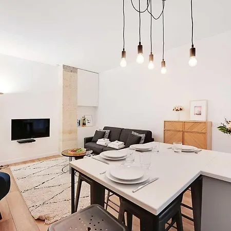 Modern - 2br-6p- Oberkampf-republique * Parigi