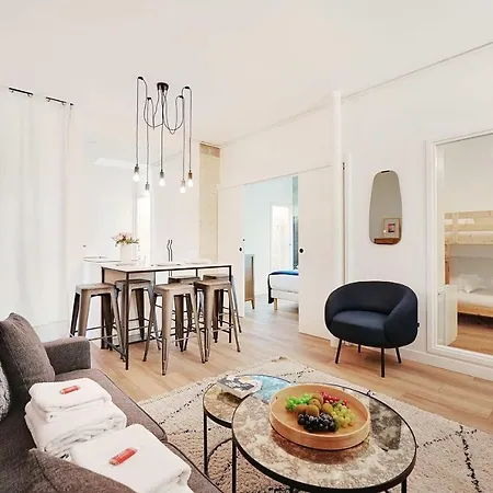 Modern - 2br-6p- Oberkampf-republique Appartamento